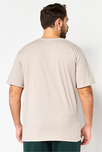 Tapout Men Sportswear Fit Short Sleeve Outdoor T-Shirt, Grey