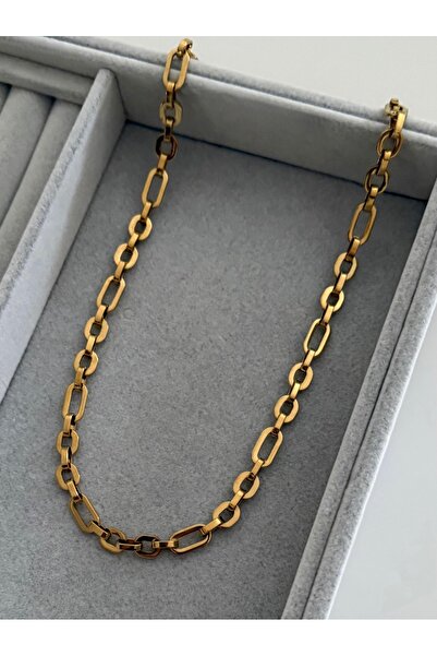 FIERA JEWELRY Gold Rectangular Shape Steel Chain Women's Necklace