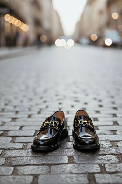 beelleshoe Belleshoe Women's Venita Casual Buckle Detailed Black Patent Leather Loafer Shoes