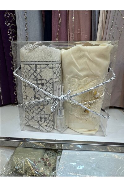 STAYILK DRESSES A luxurious prayer set with an elegant and practical design.