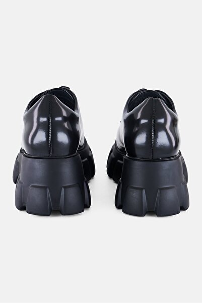 Steve Madden Women Meredith Lace Up Casual Shoes, Black