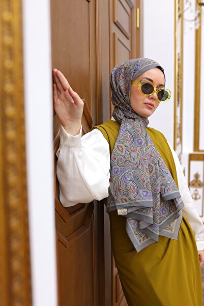 Silk Home Women's Nariya Shawl