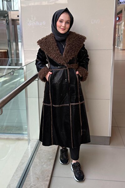 Ghisa Leather Coat with Fur Collar