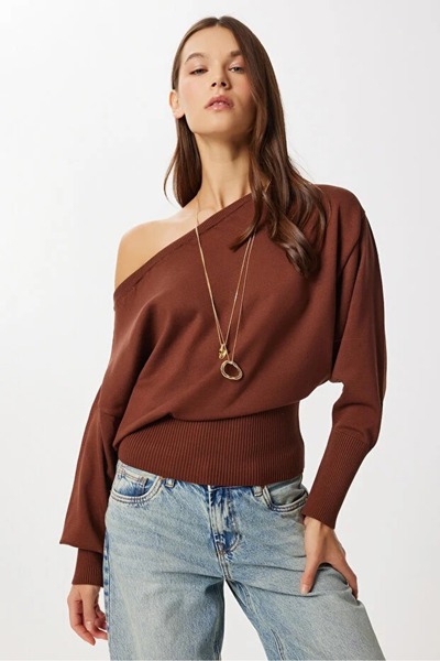 Modelmaster Women's Casual Off-Shoulder Soft Textured Knit Sweater