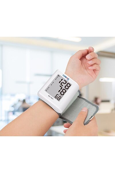 ozbience Bilekten Ölçen Türkçe Konuşan Tansiyon Aleti, Pratik ve Güvenilir Ku...