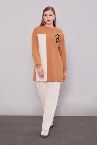 Levidor Camel Clover Pattern Detailed Double Suit