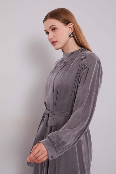 Levidor Anthracite shoulder flower detailed cupra dress