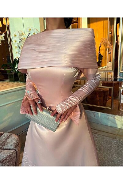 Thara Luxurious pink evening dress