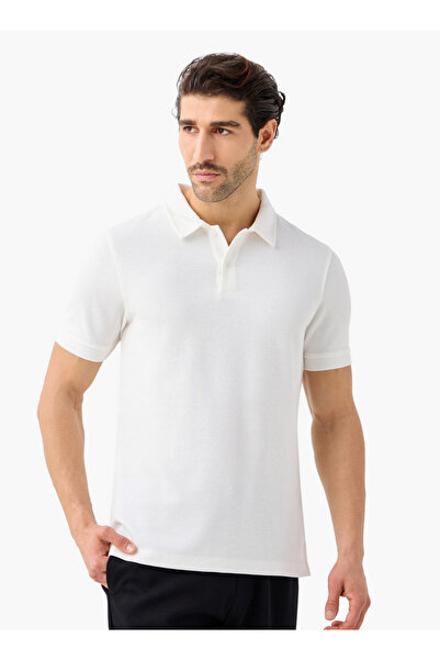 FAV Regular Fit Polo T-shirt with Short Sleeves