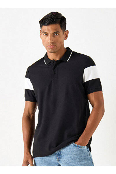 FAV تي شيرت بولو ملون بأكمام قصيرة وأزرار