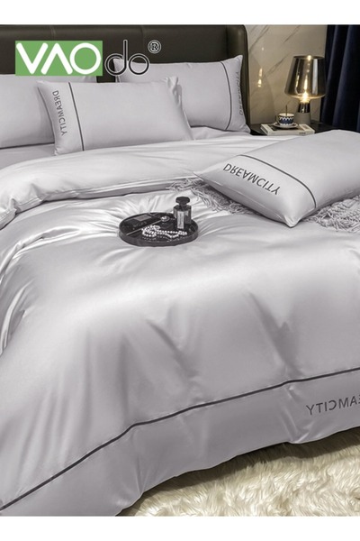 VAODO 4PCS Silk Comforter Set, Simple Style Bedding Set, Soft Breathable Lightweight Material, AB Surface