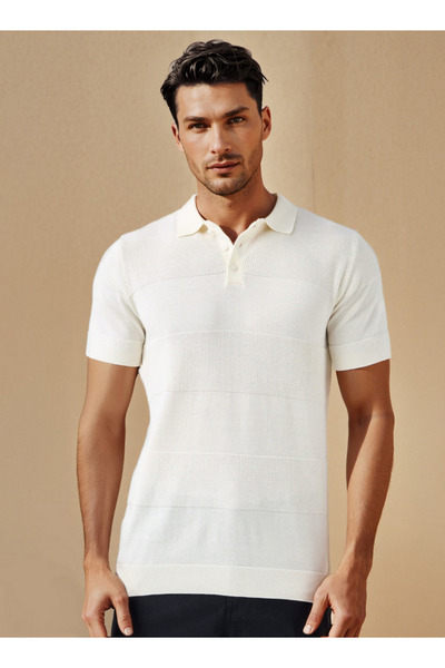 FAV Textured Collared Polo T-shirt with Short Sleeves