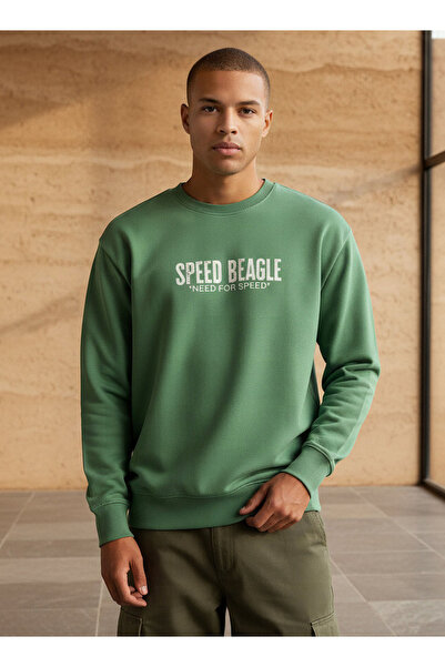 SP Characters Men Regular Fit Snoopy Print Sweatshirt