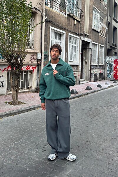 Flaw Wear Front Pocket Detail Half Zip Sweatshirt