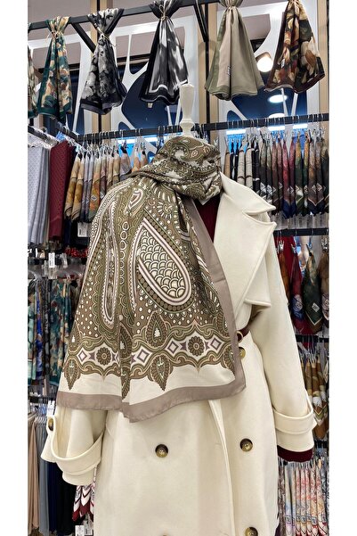 KUQOS Damask Patterned Shawl Beige