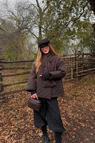 Laluvia Καφέ καπιτονέ παλτό με σάλι - 0762