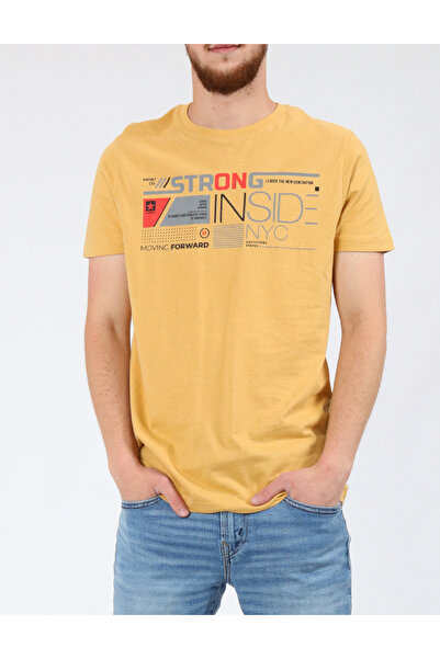 Evendi Tricou, Mustar