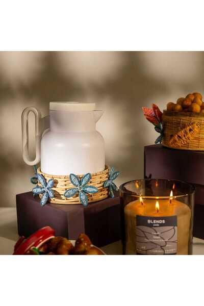 Blends Tea and Coffee Flask with stand Blue Flowered 1 Liter