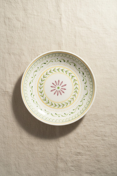 Bambum Modern 6-Piece Cake Plate Angel