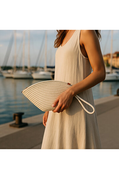 LOREVIE Straw Clutch Bag