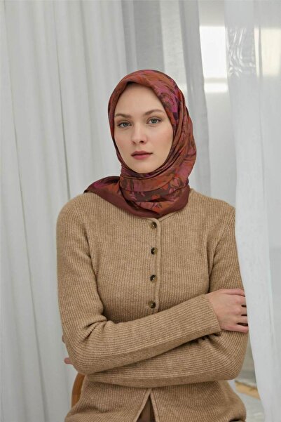 Silk Home Eșarfă din viscoză Velora maro cu model Tok Duruşlu Four Seasons 90x90
