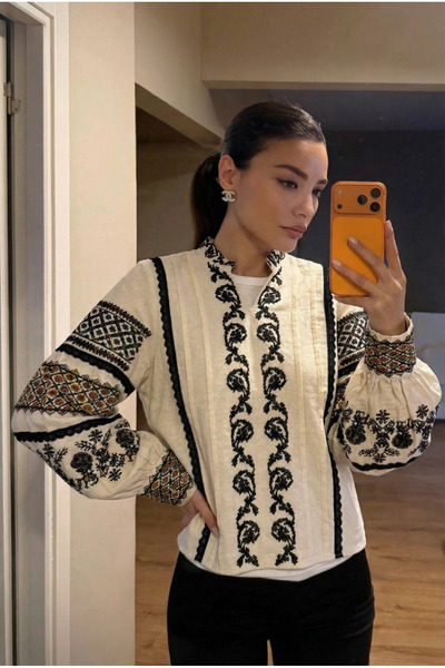 FEMELLE Women's Beige Embroidered Cotton Blouse