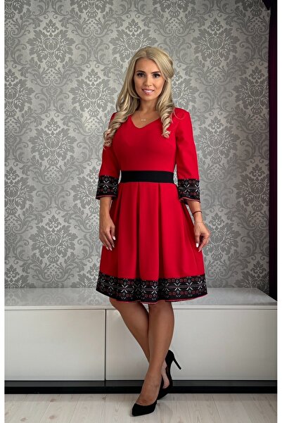 Afrodita Boutique Traditional Luminita dress