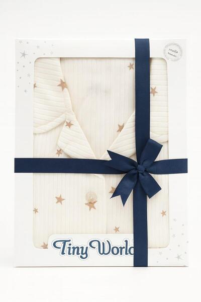 İpek Mother and Baby's First Sleep Star Patterned Boxed Mother Pajamas-Baby Romper Set