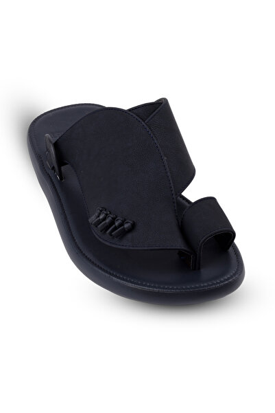 feet first Exquisite oriental sandal in embroidered leather