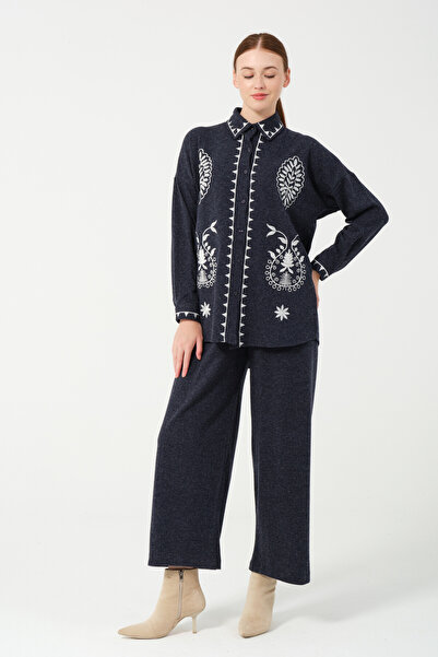 Hatun Atila Embroidered Hera Fabric Double Suit 8564 Navy Blue