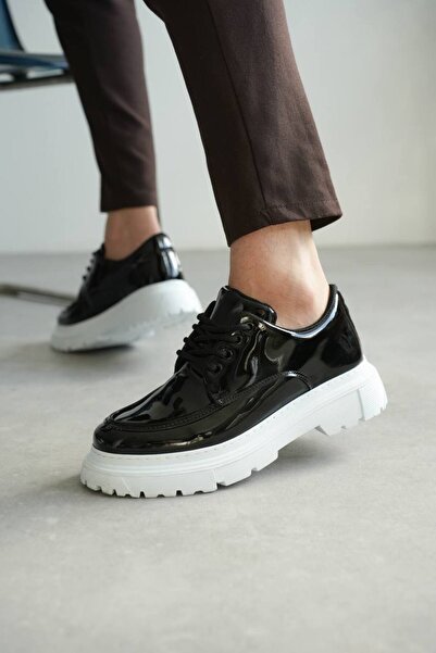 Lucy Shoes حذاء YG-X6 الرجالي الكلاسيكي اليومي ذو الأربطة من الجلد اللامع RBT...