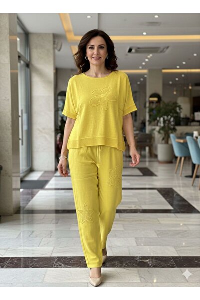 AGORATEKSTİL Women's Daisy and Star Patterned Mesh Detailed Short Sleeve Linen Combination (Blouse and Pants)