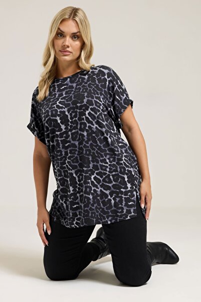 Stil Diva Plus Size Crew Neck Short Sleeve Leopard Print T-Shirt 322997