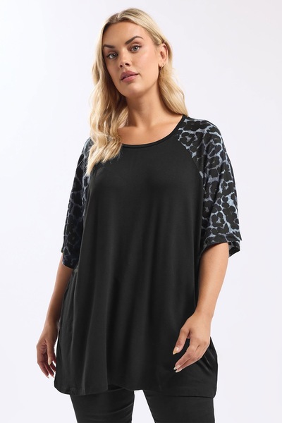 Stil Diva Plus Size Crew Neck Short Sleeve Leopard Print T-Shirt 322996