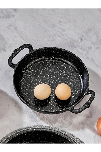 PoloChef مقلاة كريستال دوكوم جرانيت 22 سم غير لاصقة للبيض والأومليت والنقانق