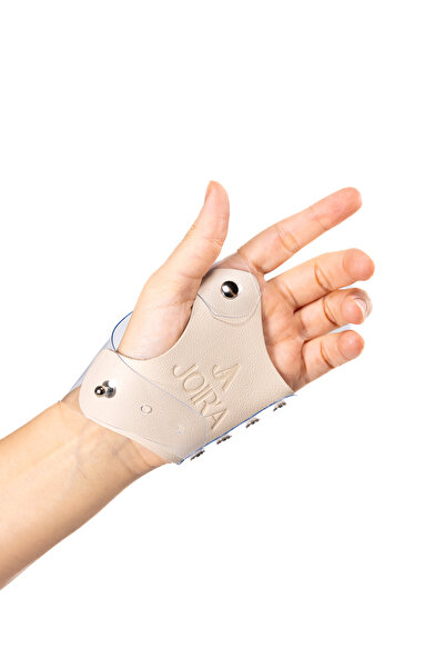 JOIR'A Leather Makeup Glove - White