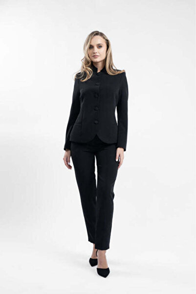 Monarh Design Black suit with fitted jacket and tunic collar
