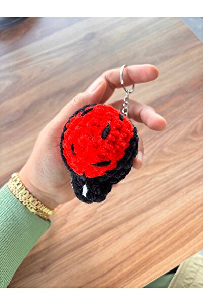 Mor Uğur Böceği Amigurumi Anahtarlık – El Örgüsü Çanta Süsü