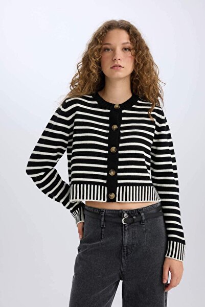 Cistern İstanbul Women's Striped Button Detailed Knitwear Cardigan
