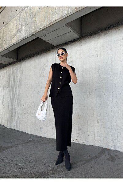 Cistern İstanbul Women's Button Detailed Knitwear Skirt Suit