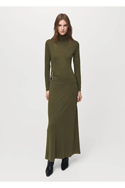 MANGO Woman Yüksek yaka broş detaylı örgü elbise