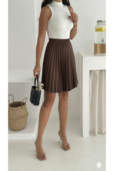 YUSUF CAN KARATAŞ KARATAŞ GİYİM Women's Beige Color Pleated Elastic Waist Satin Fabric Mini Skirt Length 45 cm