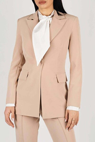 monarh Classic beige suit