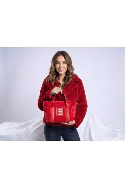 içten Women's Plush Arm Bag