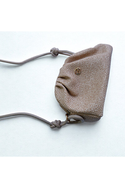 madame leman حقيبة كروس نسائية من Amaylsis – حقيبة كتف صغيرة أنيقة بمظهر منسو...