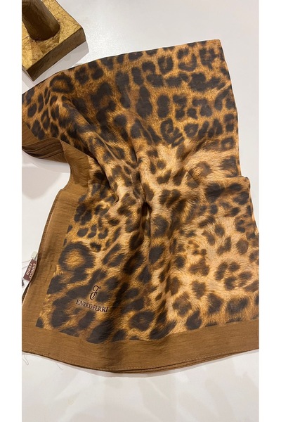 ENRİCO FERRİ Modal Cotton Leopard Shawl
