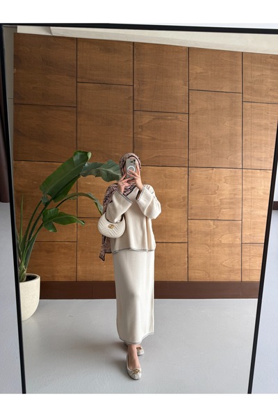 Ulugöl Tekstil Stripe Detailed Skirt Suit