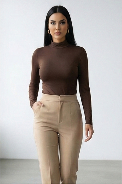 Windy Island Bluză pentru femei guler ridicat basic