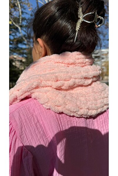 Liorina Puffy İp Pembe Atkı – El Örgüsü Yumuşak Doku Serisi