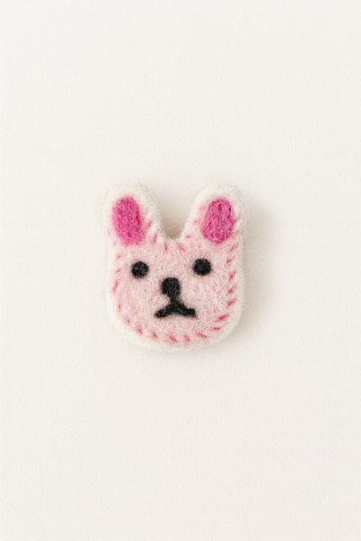 iğne izi Ръчно изработена филцова брошка за коса с украса в форма на корона –...